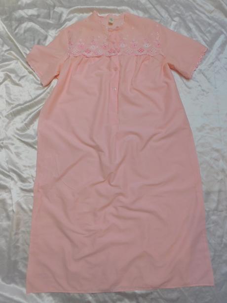 Kvalitna nočna košela, 42