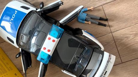 Bruder policajne auto,