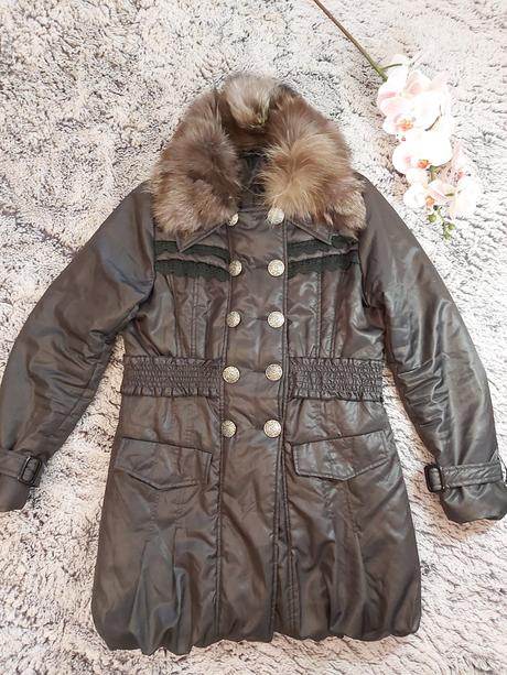 Kabát s kožušinkou, 40