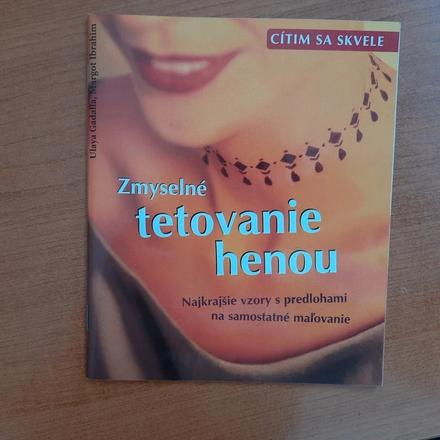 Zmyselné tetovanie henou,