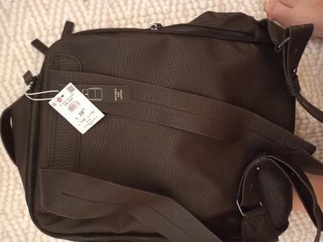 Ruksak na notebook, reserved