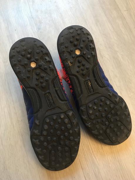 Topánky na futbal(turf), 31