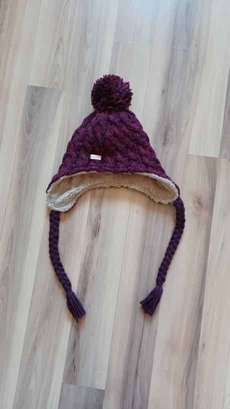 Čiapka s vrkočmi, regatta,s