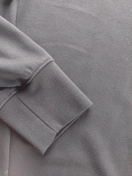 Cierna dlhsia mikina, f&f,42