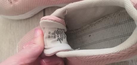 Ľahučké pudrovo ružové tenisky, 33