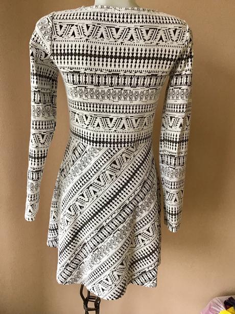 Úpletové šaty/b1, xs