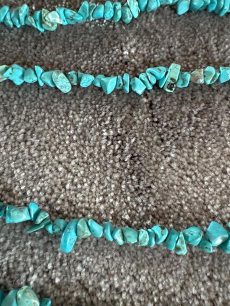 Náhrdelníky z tyrkysu z filipín, 