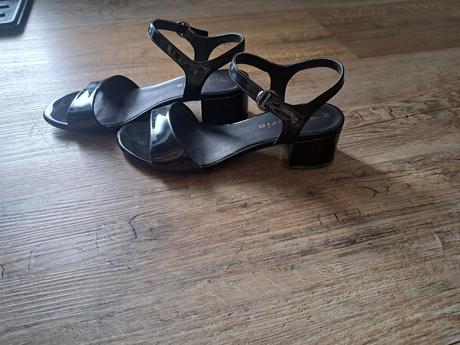 Sandálky, tamaris,38