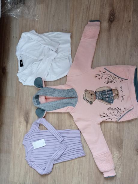 Balík oblečenia 110- nové v top stave veci, 104–116