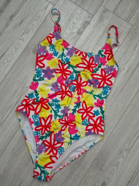Jednodielne plavky, primark,40