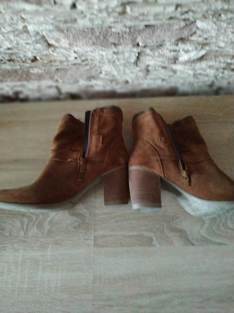 Dámske kotníkové čižmičky 39, baťa,39