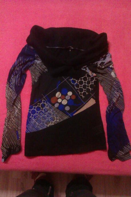 Veľmi pekne tricko, s