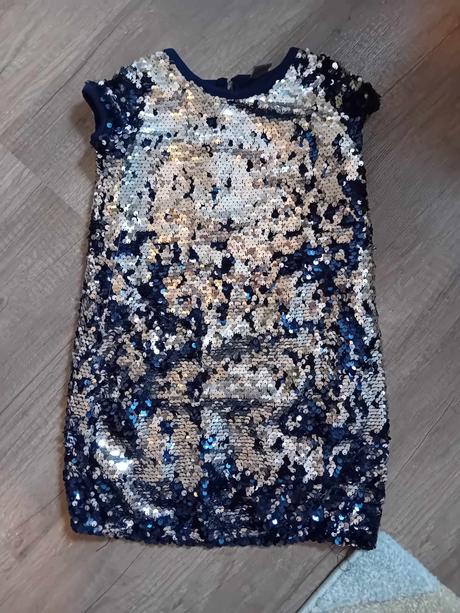 Flitrovane saty cislo 122., 122