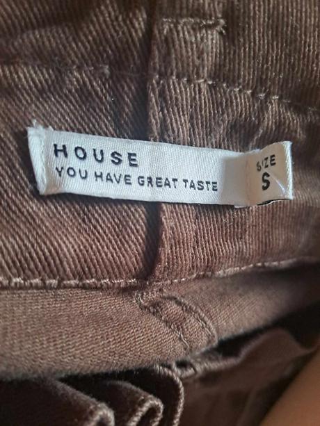 Krátke nohavice, house,s