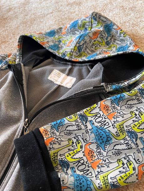 Softshelovy overal, 86