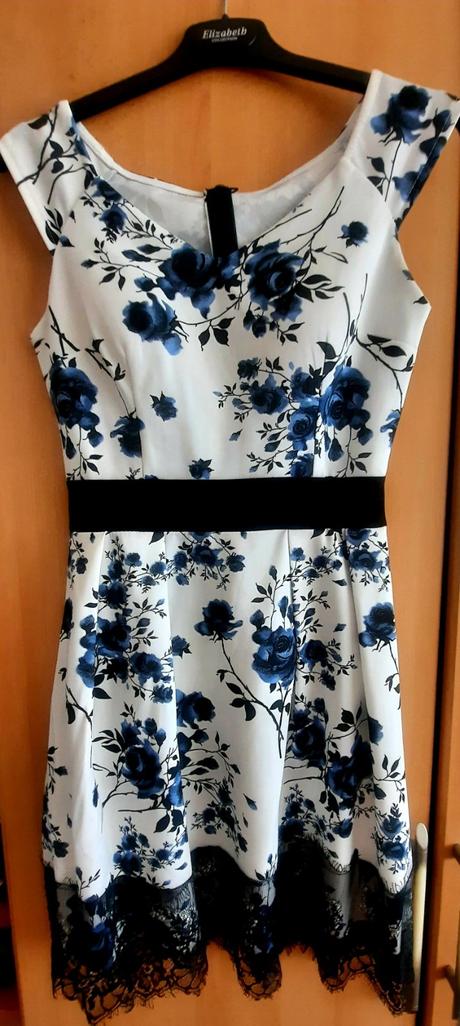 Predám elegantné krátke šaty, m