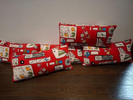 Vankúše ikea s vtáčikmi, 