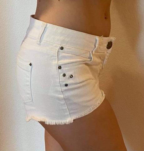 Kraťasy, bershka,34