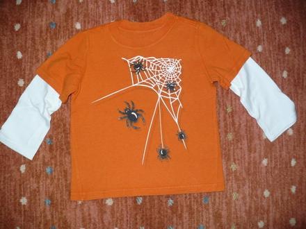 Tričko s pavúkmi, vhodné aj na helloween, 92