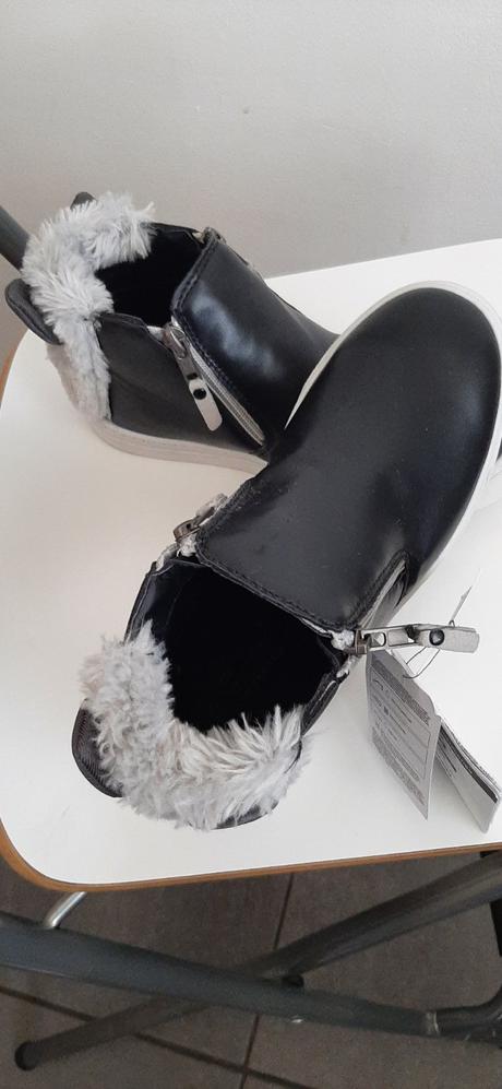 Polotopanky, reserved,35