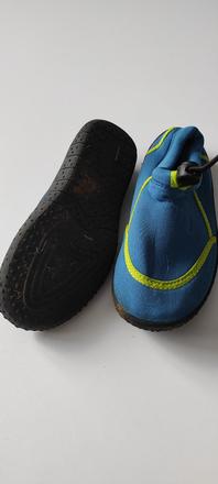 Topánky do vody, 29