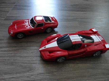 Autá - angličáky + na zotrvačník - 15 ks, 