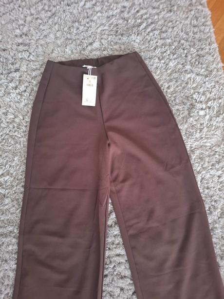 Hnedé nohavice, reserved,s