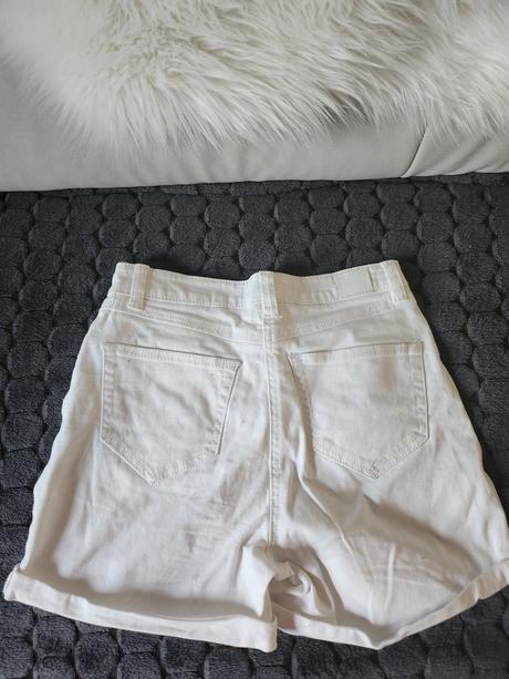 Dámske šortky č. 34, amisu,34