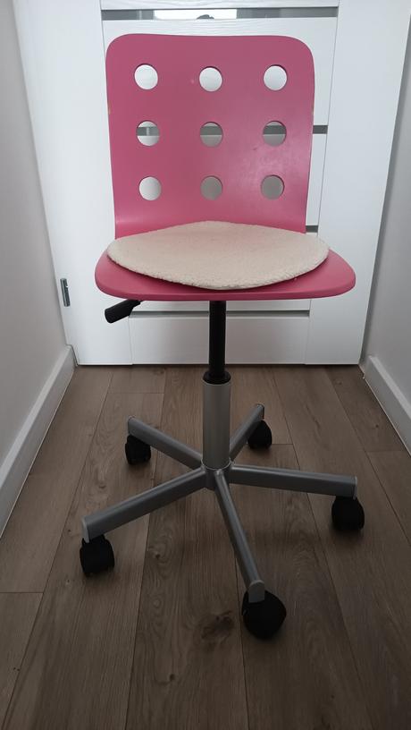 Dievčenská stolička, 