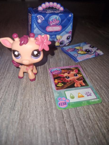 Littlest pet shop žirafa,