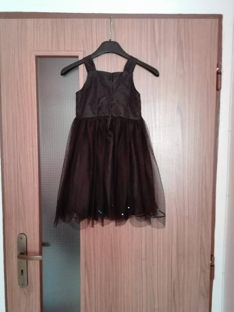 Na oslavu ako stvorené, h&m,116