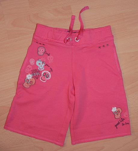 Bermudy next s aplikaciou, c. 104, next,104