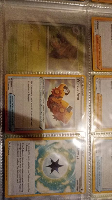 Predám albumu z pokemon kartami, 