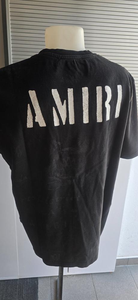 Amiri tricko, 44