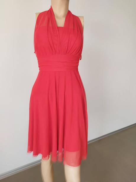 C 85 saty slavnostne cervene, s