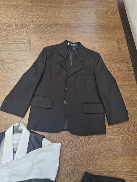 Oblek komplet, 116