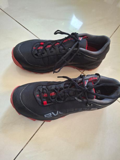 Botasky raz obuté, 42