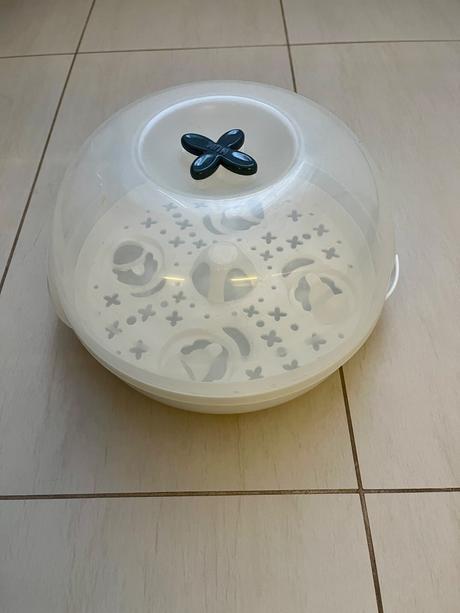 Sterilizator na flasky,