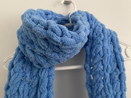 Handmade šál z puffy vlny,