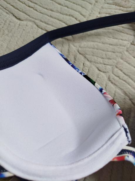 Kvetovaný bikini top, veľ. 38c, 38 / m