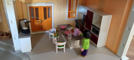 3-poschodovy dom playmobil, 