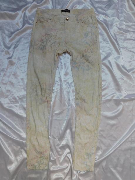 Kvalitne damske strečove nohavice, 40