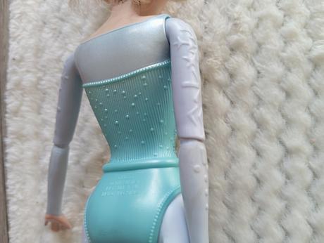 Barbie mattel elsa na korčuliach, 