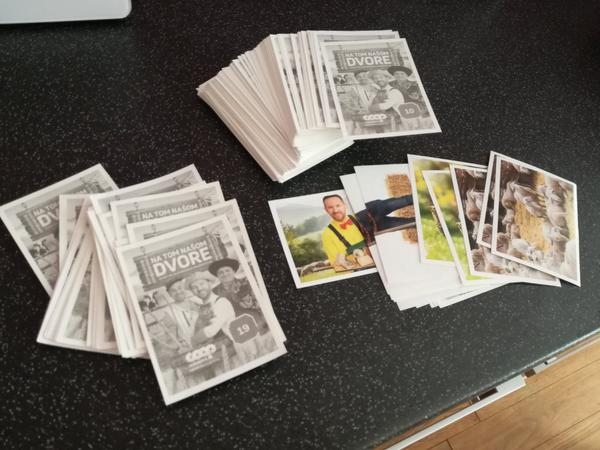 Coop nálepky - album Na tom našom dvore