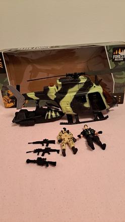 Vrtuľník a čln soldier force, 