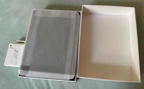 Predám ipad pro 11-inch m2 wi-fi+cellular 256gb, apple