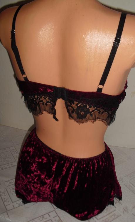 Luxusny zamatovy sexy setik, s