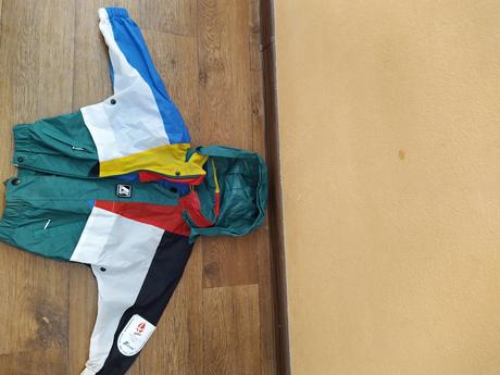 Chlapčenska bunda, 104