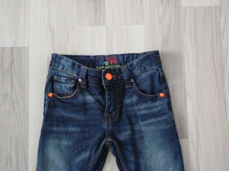 Tmavomodré rifle, next,104