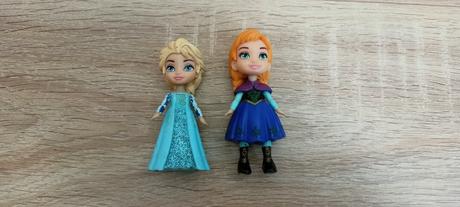Bábiky elsa a anna, 